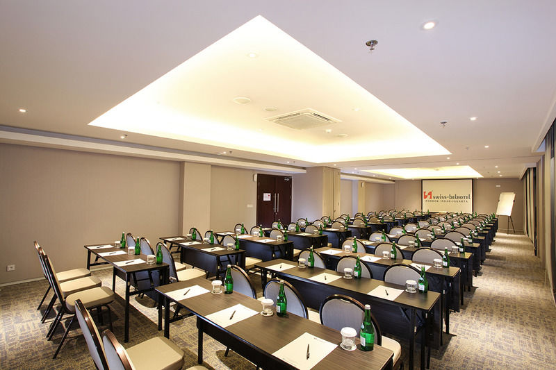Hotel Swiss-belhotel Indah 4*