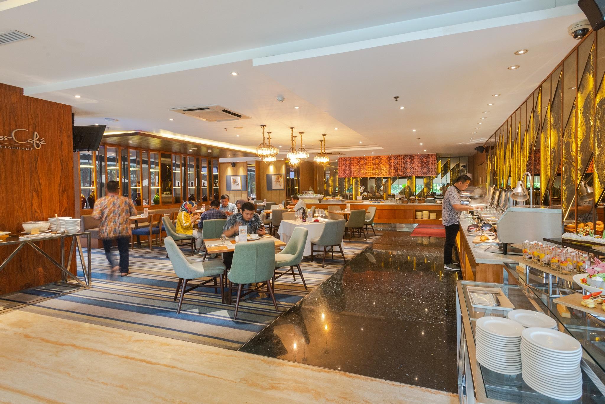 Swiss-belhotel Indah 4*